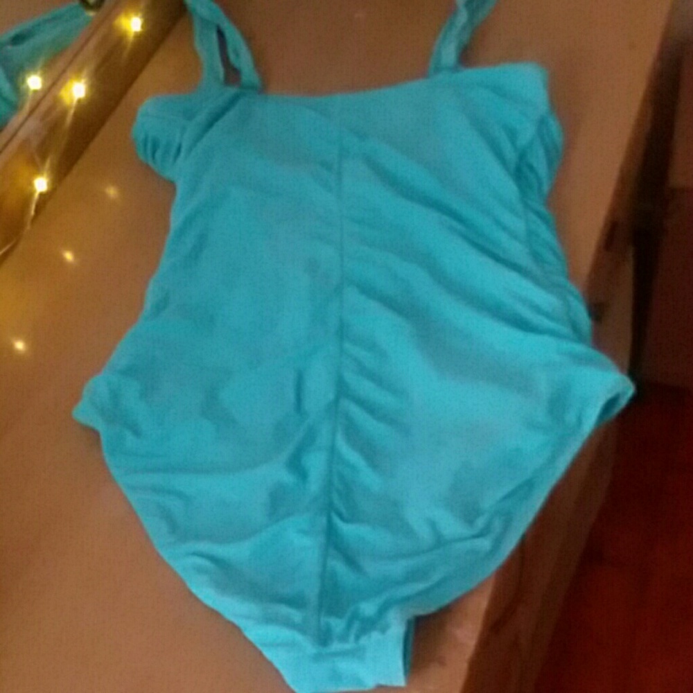 Bathing suit - Picture 2 of 2